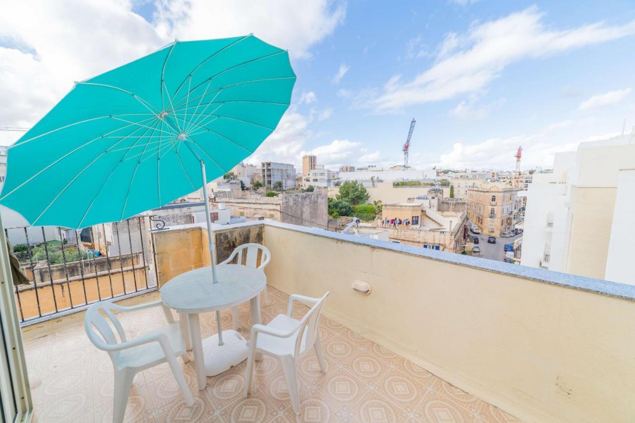 Amazing Views Of Spinola Bay In Heart Of Stjulians-Hosted By Sweetstay San Ġiljan Buitenkant foto